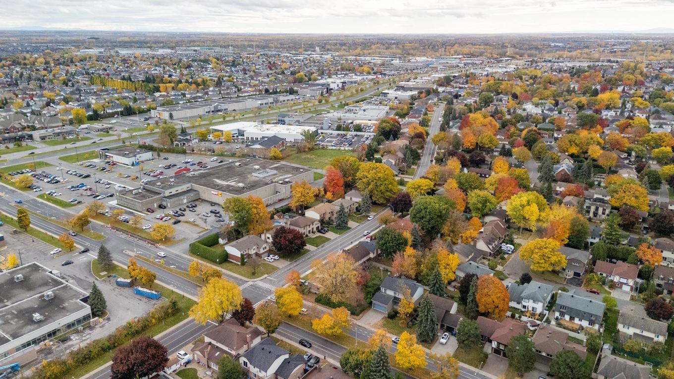 Photo aérienne - 8400 Boul. Pelletier, Brossard, QC - Outdoor With View