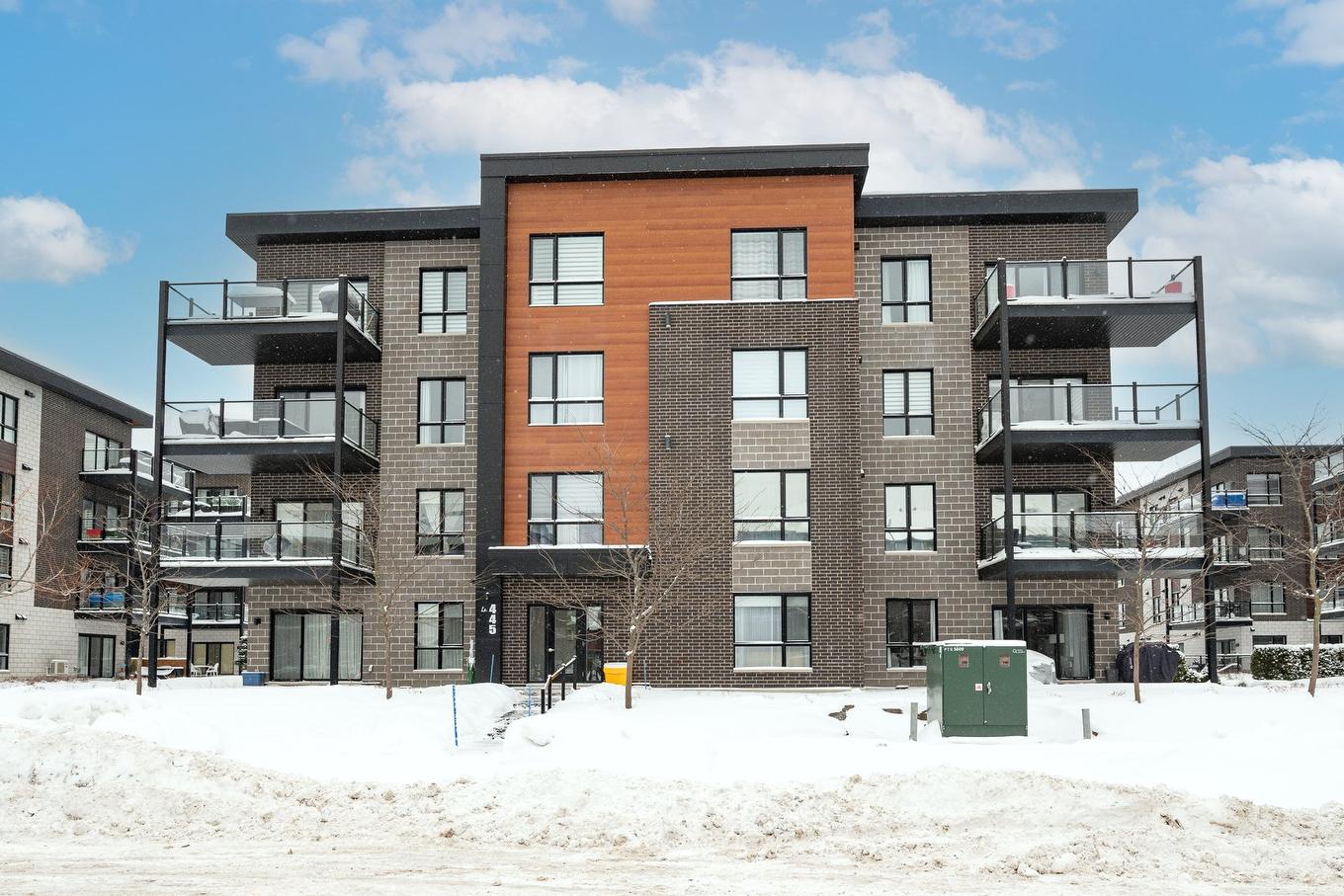 Façade - 104-445 Av. De La Belle-Dame, La Prairie, QC - Outdoor With Balcony With Facade