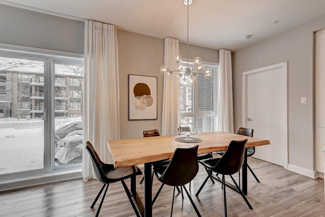 Salle à manger - 104-445 Av. De La Belle-Dame, La Prairie, QC - Indoor Photo Showing Dining Room