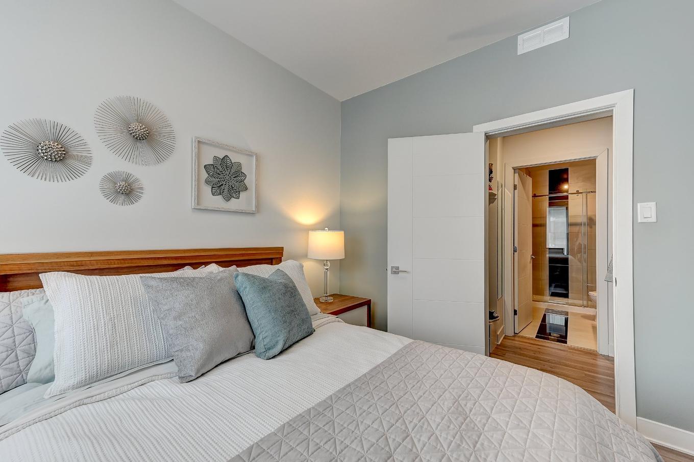 Chambre à coucher principale - 104-445 Av. De La Belle-Dame, La Prairie, QC - Indoor Photo Showing Bedroom