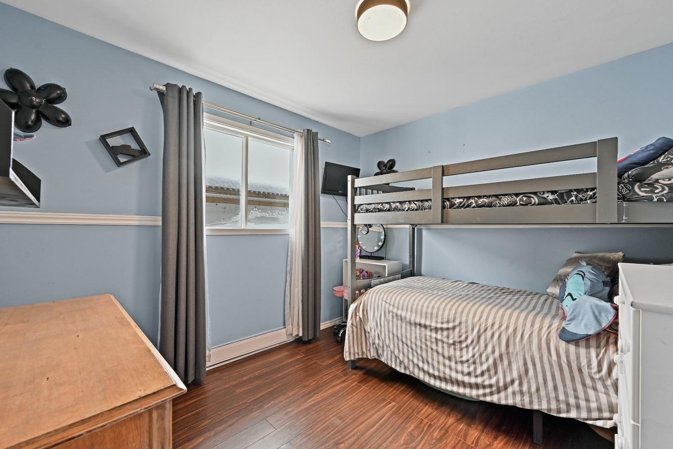 Chambre à coucher - 33 Rue De Vimy, Saint-Jean-Sur-Richelieu, QC - Indoor Photo Showing Bedroom