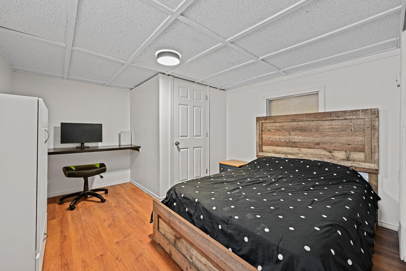 Chambre à coucher - 33 Rue De Vimy, Saint-Jean-Sur-Richelieu, QC - Indoor Photo Showing Bedroom