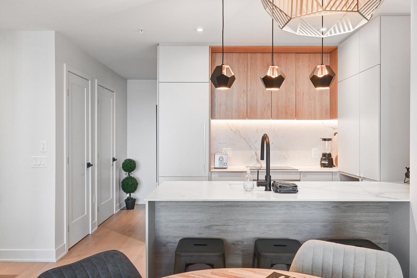 Cuisine - 509-399 Rue De La Rotonde, Montréal (Verdun/Île-Des-Soeurs), QC - Indoor Photo Showing Other Room