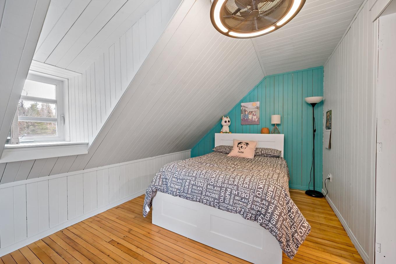 Bedroom - 101 Ch. Alary, Amherst, QC - Indoor Photo Showing Bedroom