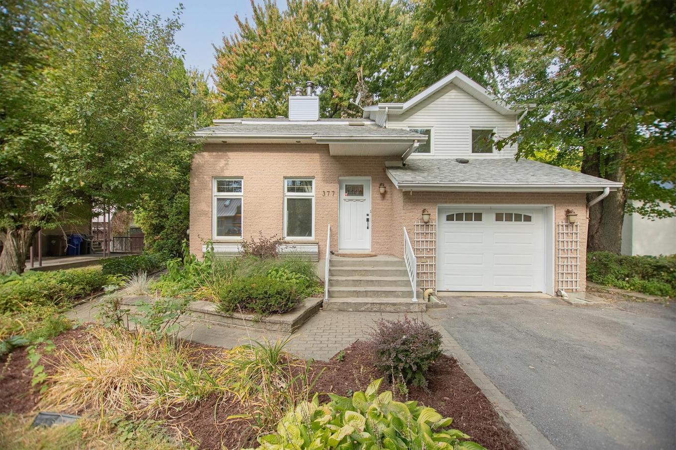 Façade - 377 Route Marie-Victorin, Verchères, QC - Outdoor With Facade