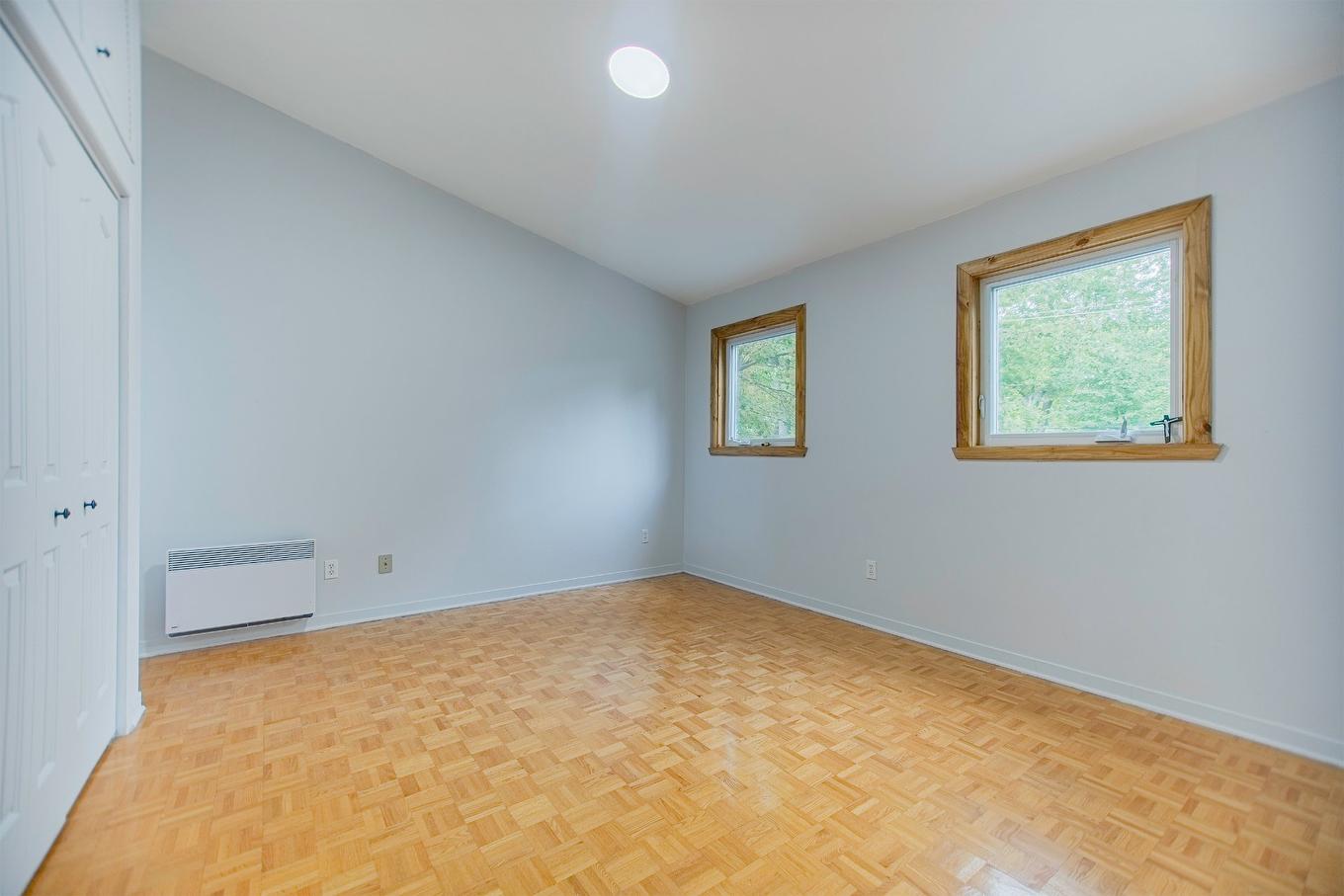 Chambre à coucher - 377 Route Marie-Victorin, Verchères, QC - Indoor Photo Showing Other Room