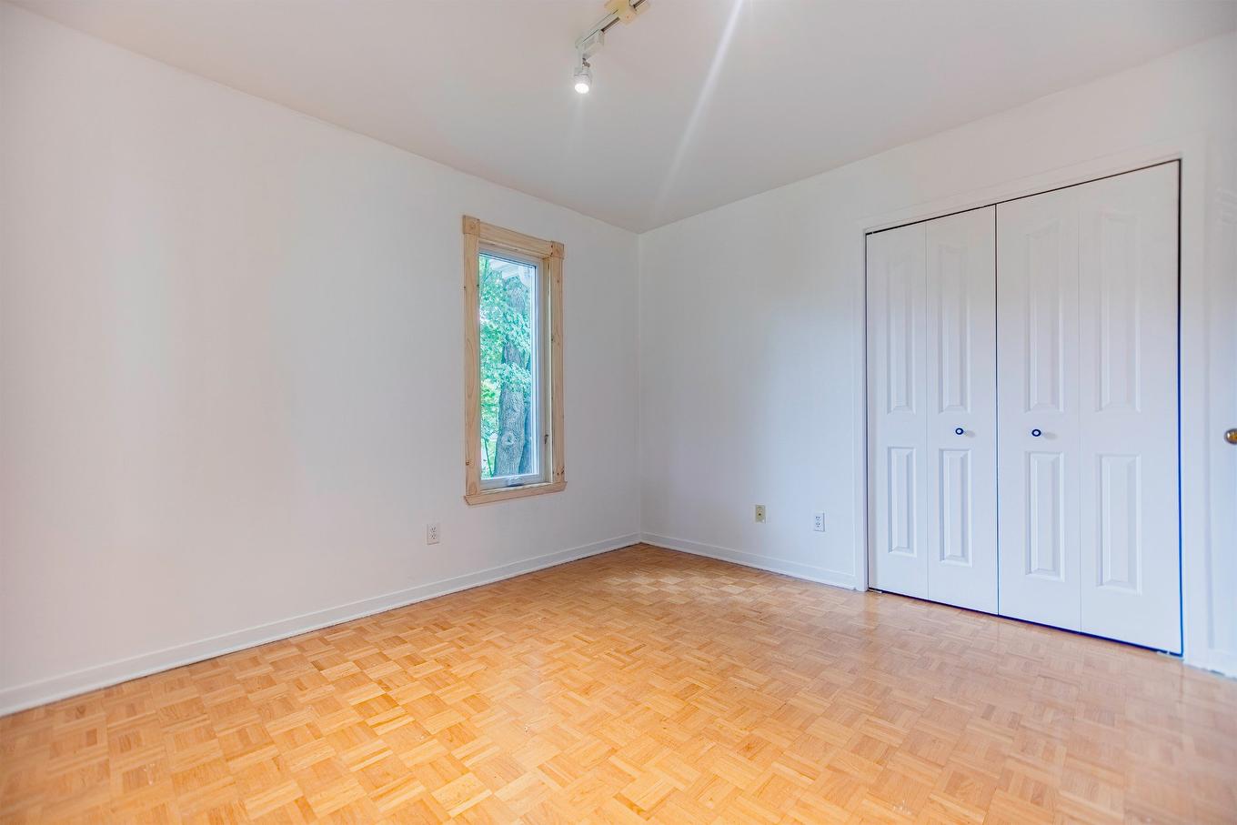 Chambre à coucher - 377 Route Marie-Victorin, Verchères, QC - Indoor Photo Showing Other Room