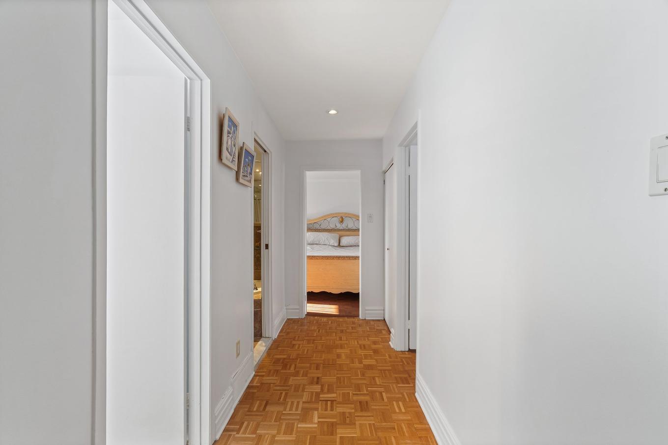 Hall d'entrée/Vestibule - 316 London Drive, Beaconsfield, QC - Indoor Photo Showing Other Room