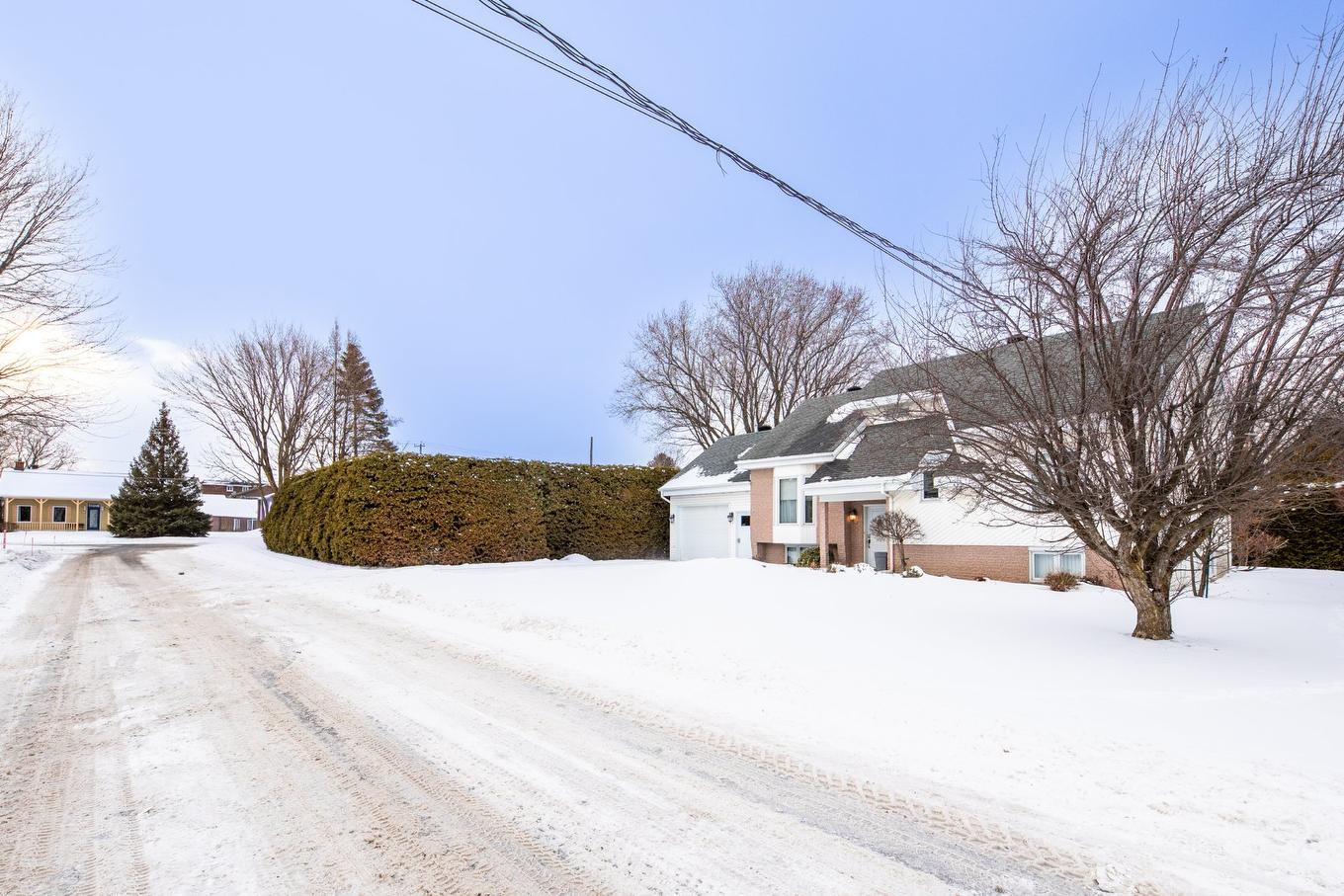 Rue - 223 Rue Laurin, Napierville, QC - Outdoor