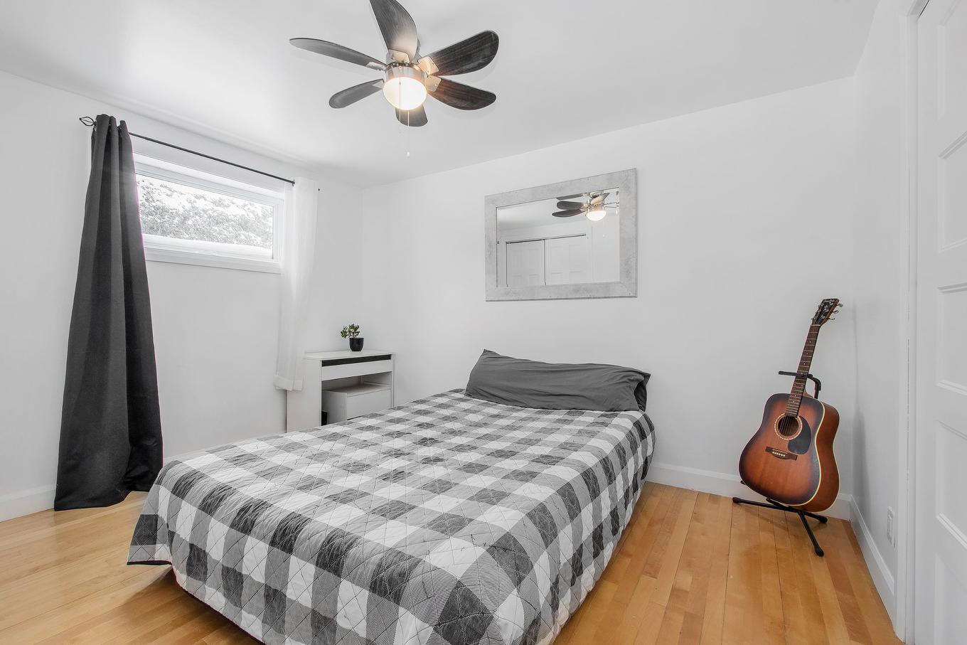 Chambre à coucher - 160 Rue Charest, L'Assomption, QC - Indoor Photo Showing Bedroom