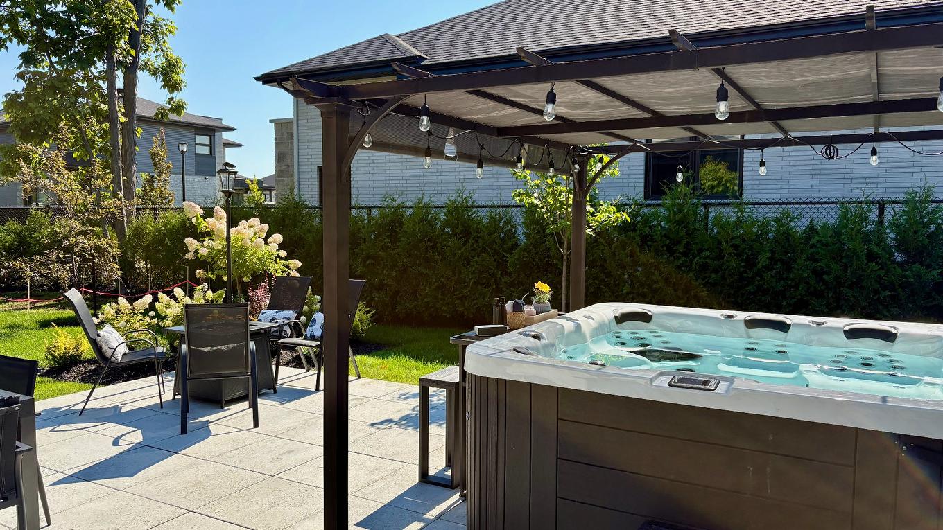 Backyard - 744 Rue Paul-Doyon, Boucherville, QC - Outdoor