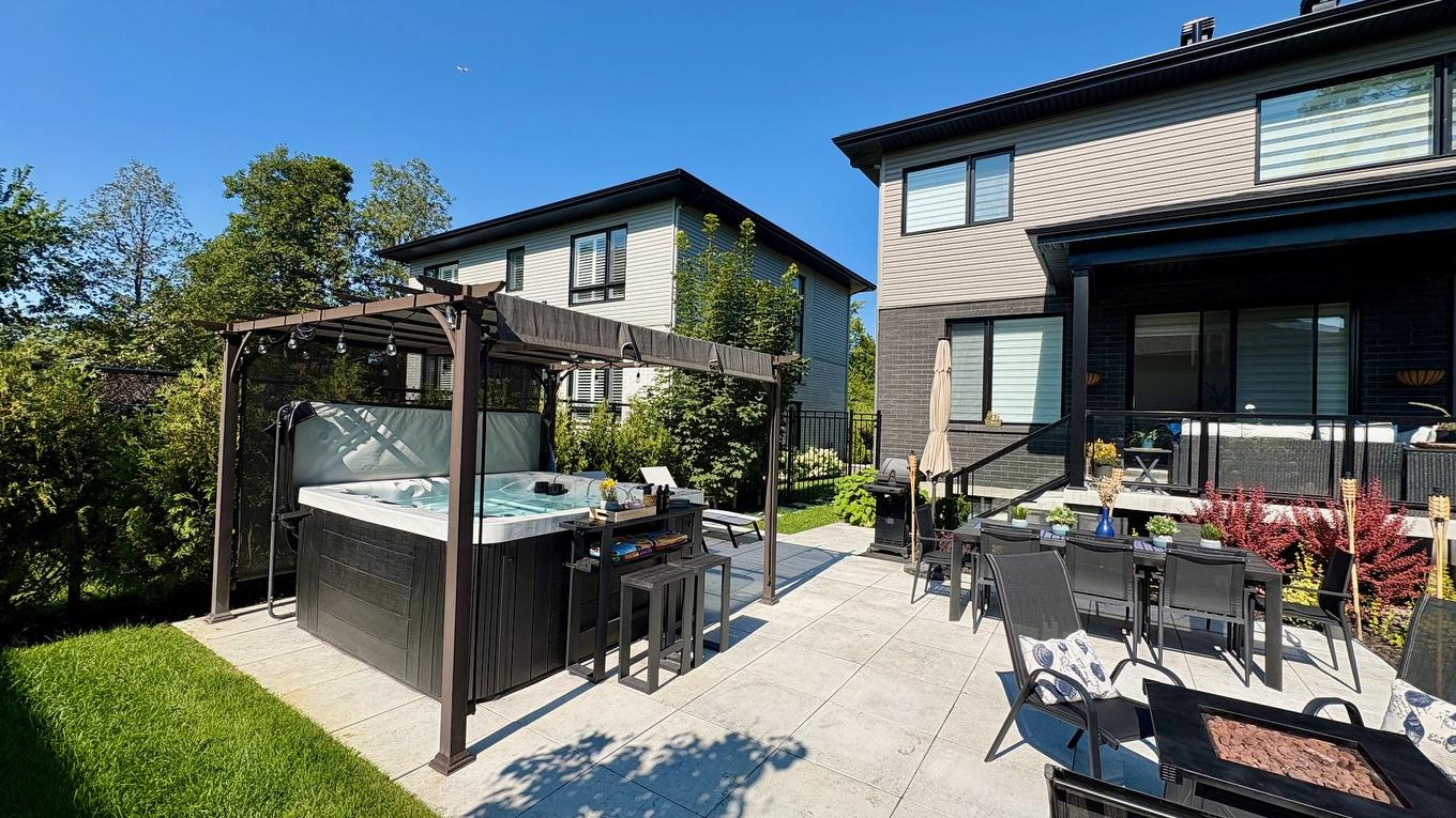 Exterior - 744 Rue Paul-Doyon, Boucherville, QC - Outdoor With Exterior