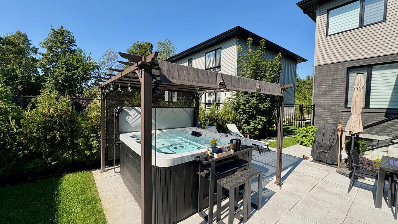 Exterior - 744 Rue Paul-Doyon, Boucherville, QC - Outdoor With Exterior