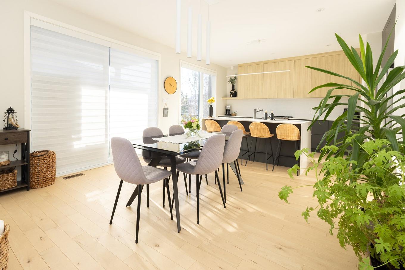 Salle à manger - 744 Rue Paul-Doyon, Boucherville, QC - Indoor Photo Showing Dining Room