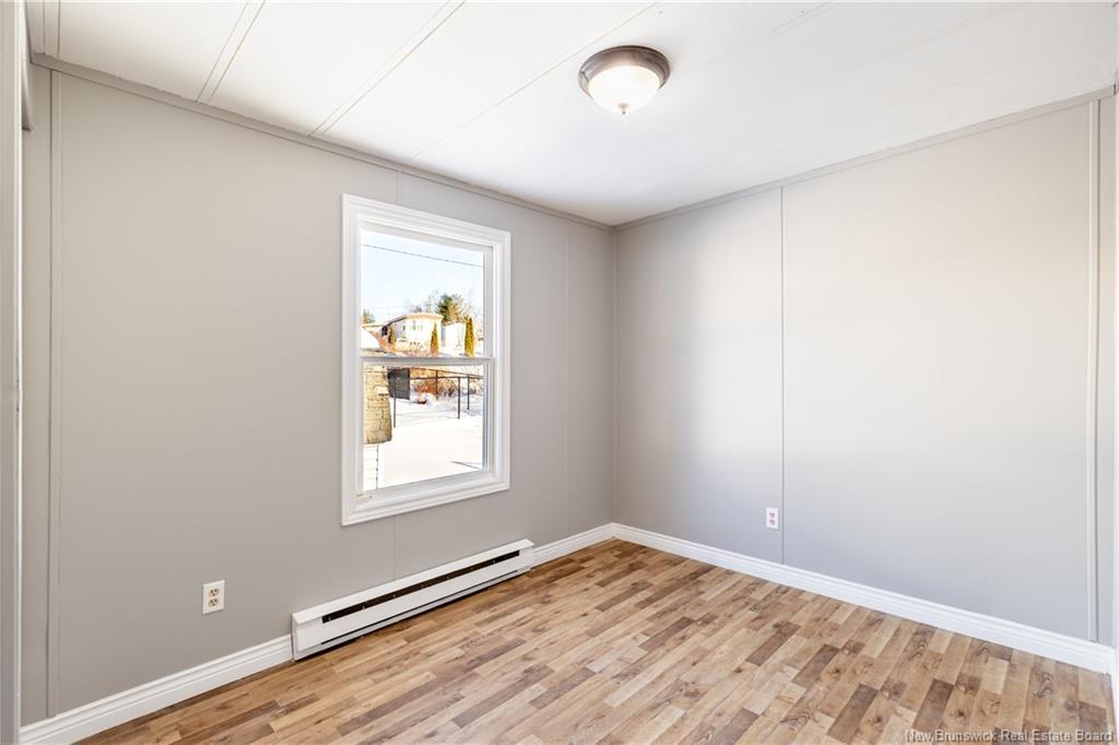 6 Roy St, Lincoln, NB