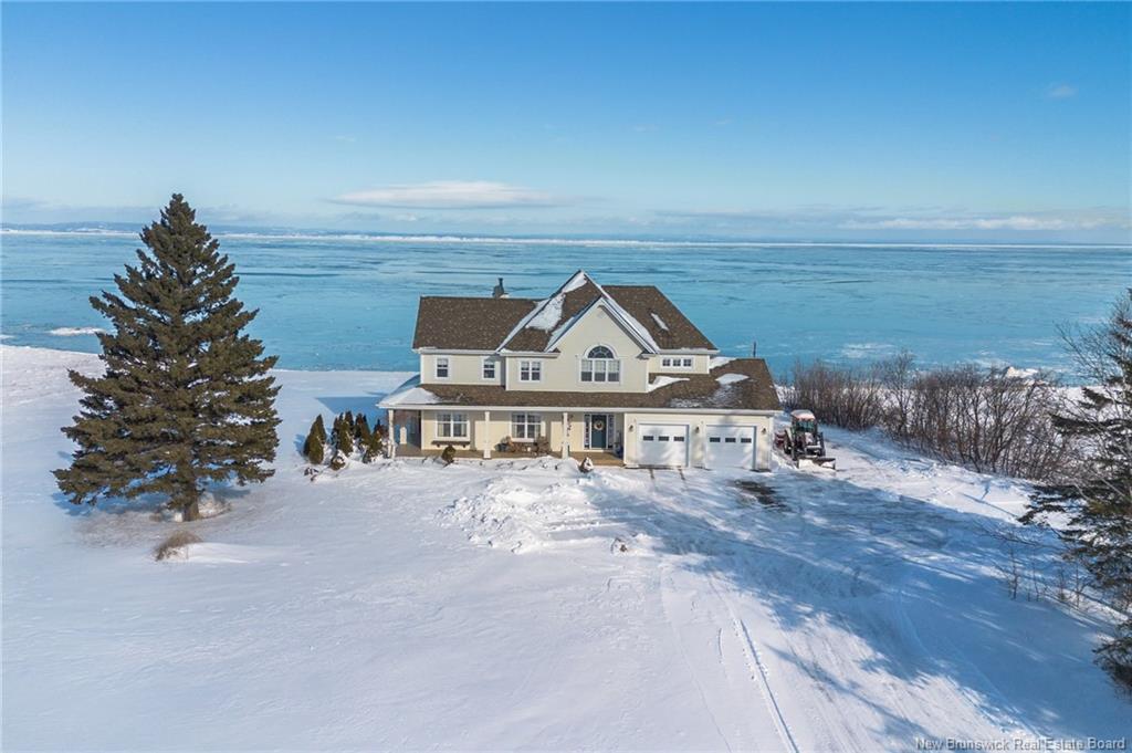 218 Main, Belledune, NB