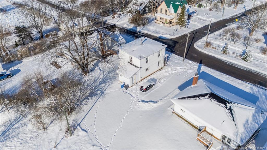 27 St James St, Sackville, NB
