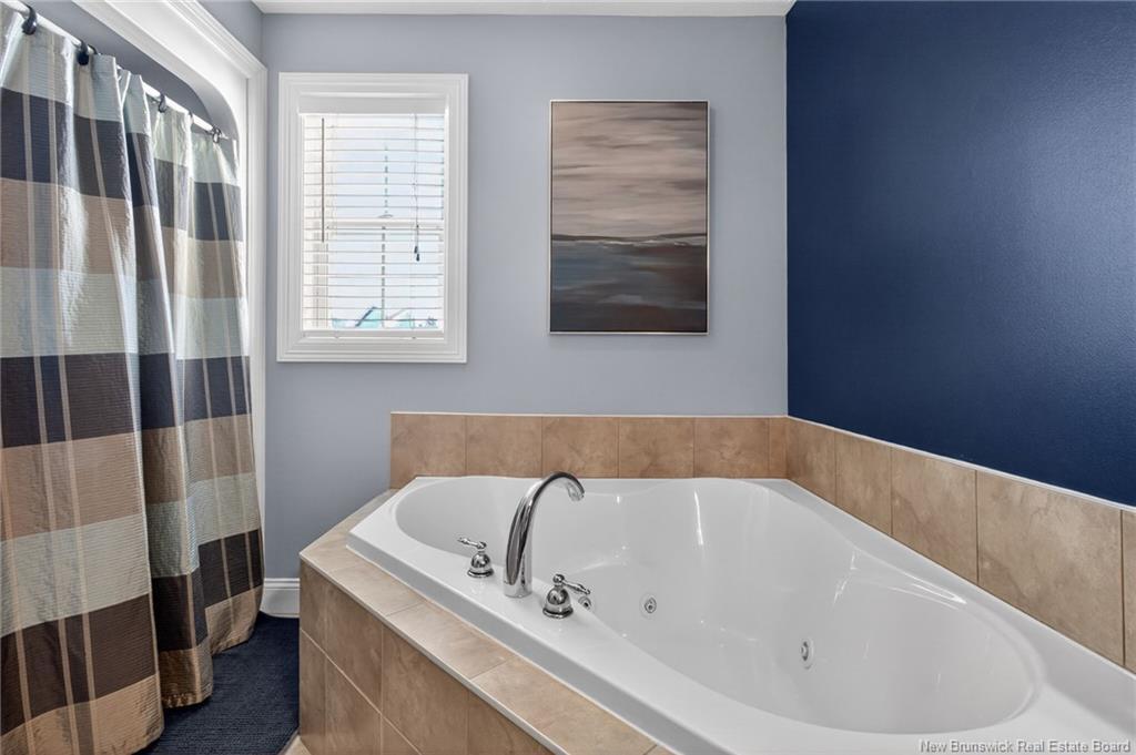 12 Des Sapin Crt, Dieppe, NB