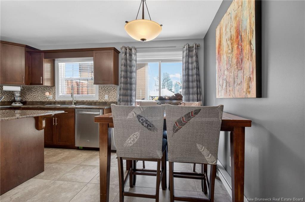 12 Des Sapin Crt, Dieppe, NB