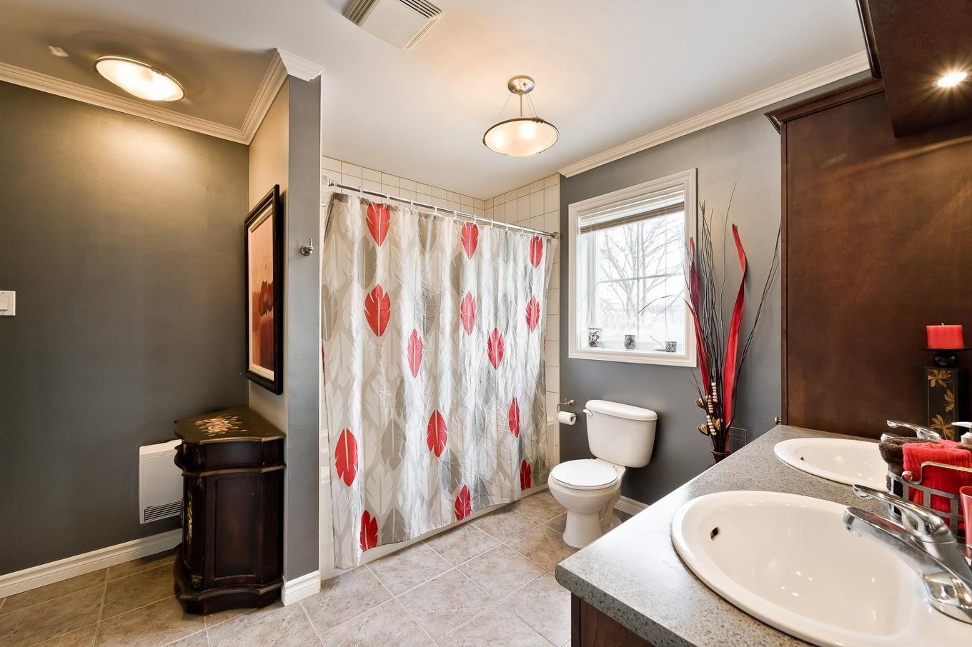 Salle de bains - 3002 Rue Du Sauvignon, Sherbrooke (Les Nations), QC - Indoor Photo Showing Bathroom