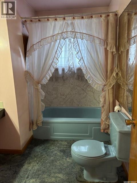 706 Balmoral Street, Saskatoon, SK - Indoor Photo Showing Bathroom