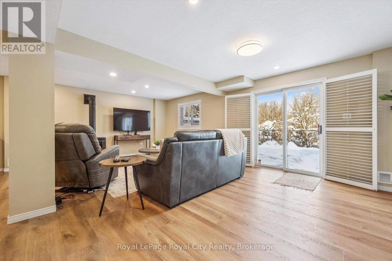 347 Starwood Drive, Guelph (Grange Road), ON - Indoor