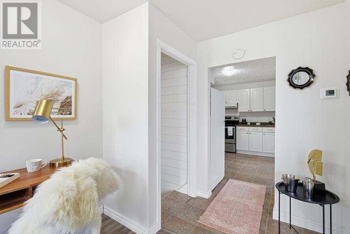 298 Hampton Rd, Sault Ste. Marie, ON - Indoor