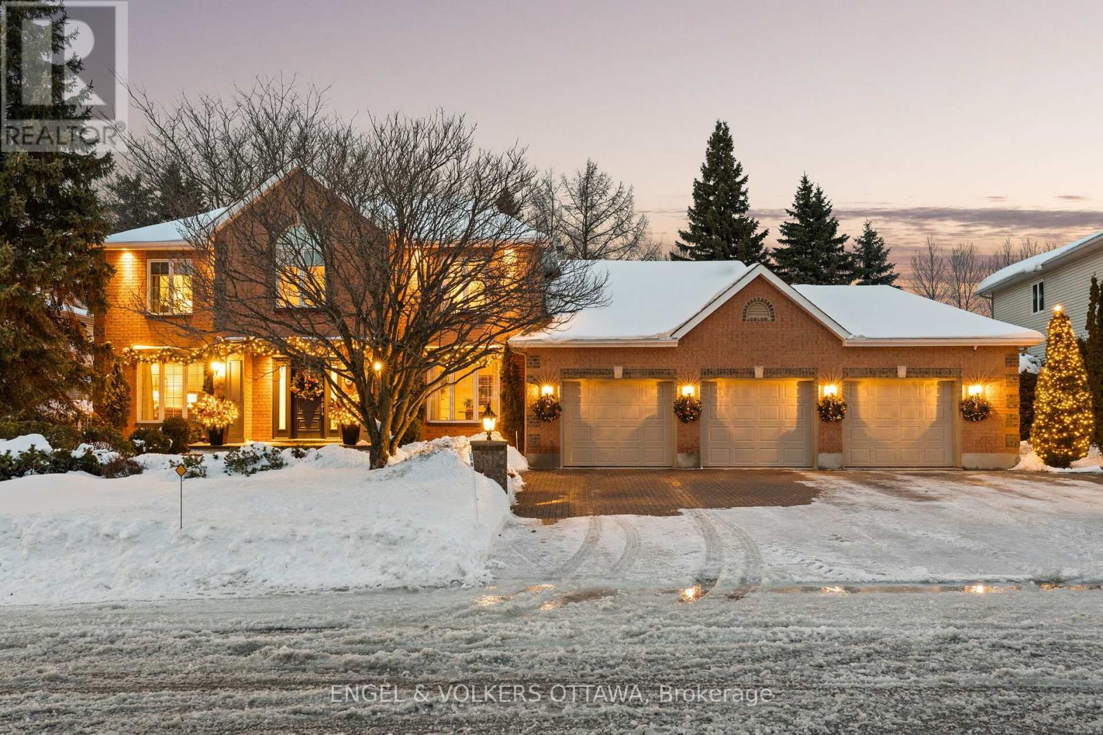 2 Eagle Chase Court, Ottawa, ON - Outdoor