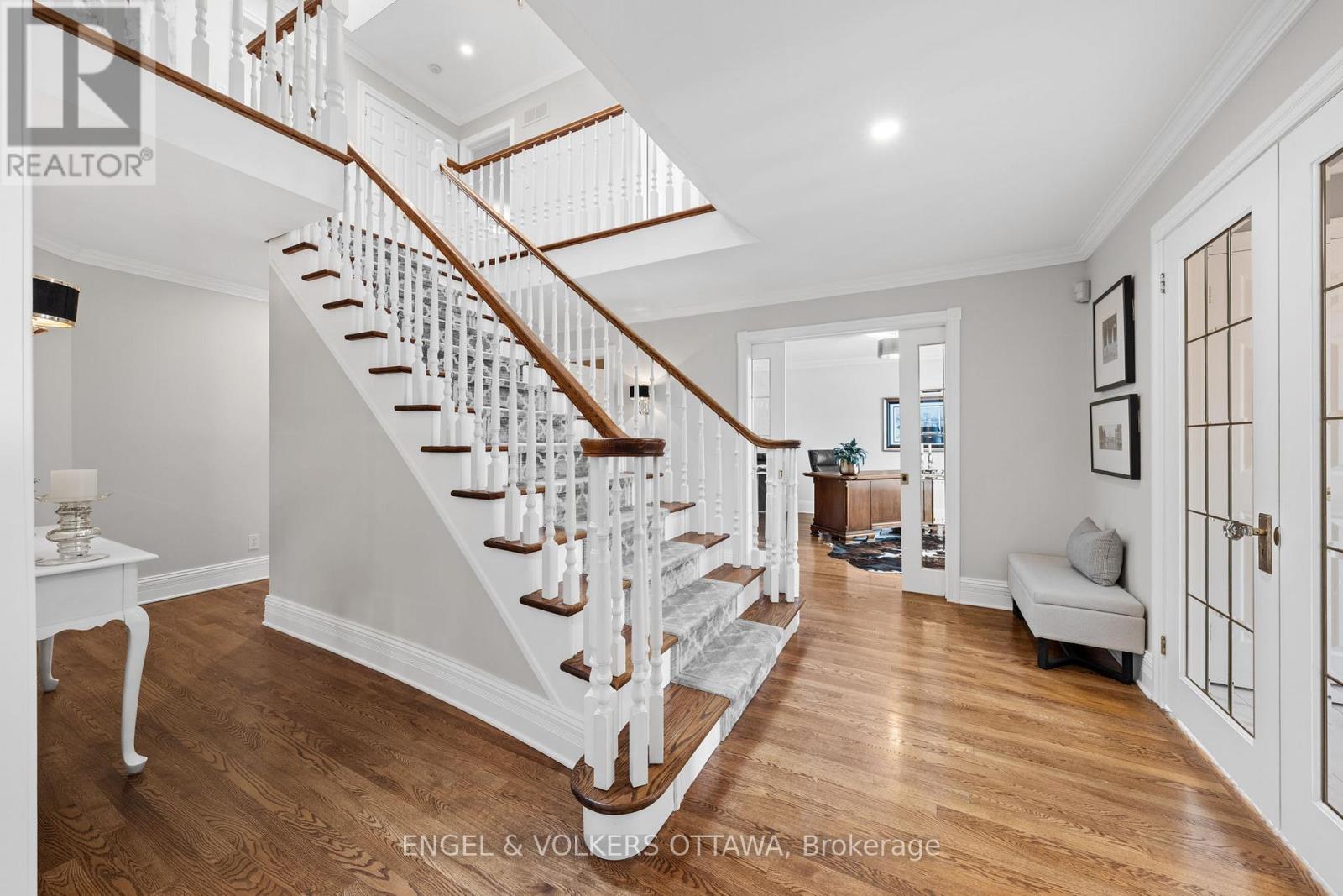 2 Eagle Chase Court, Ottawa, ON - Indoor Photo Showing Other Room