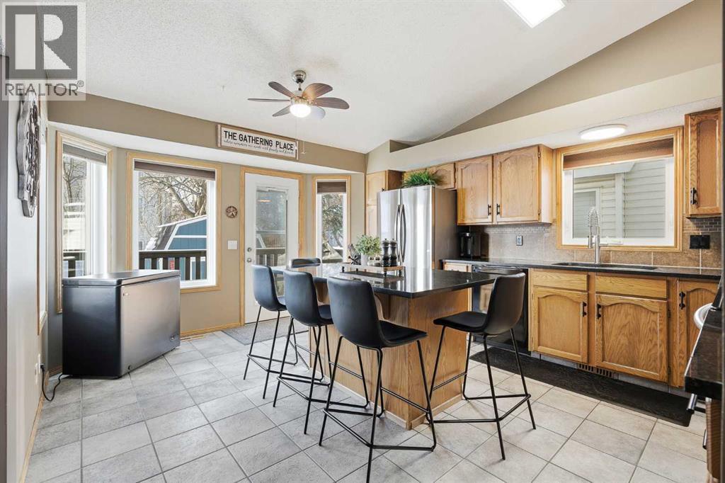 940 Citadel Drive Nw, Calgary, AB - Indoor