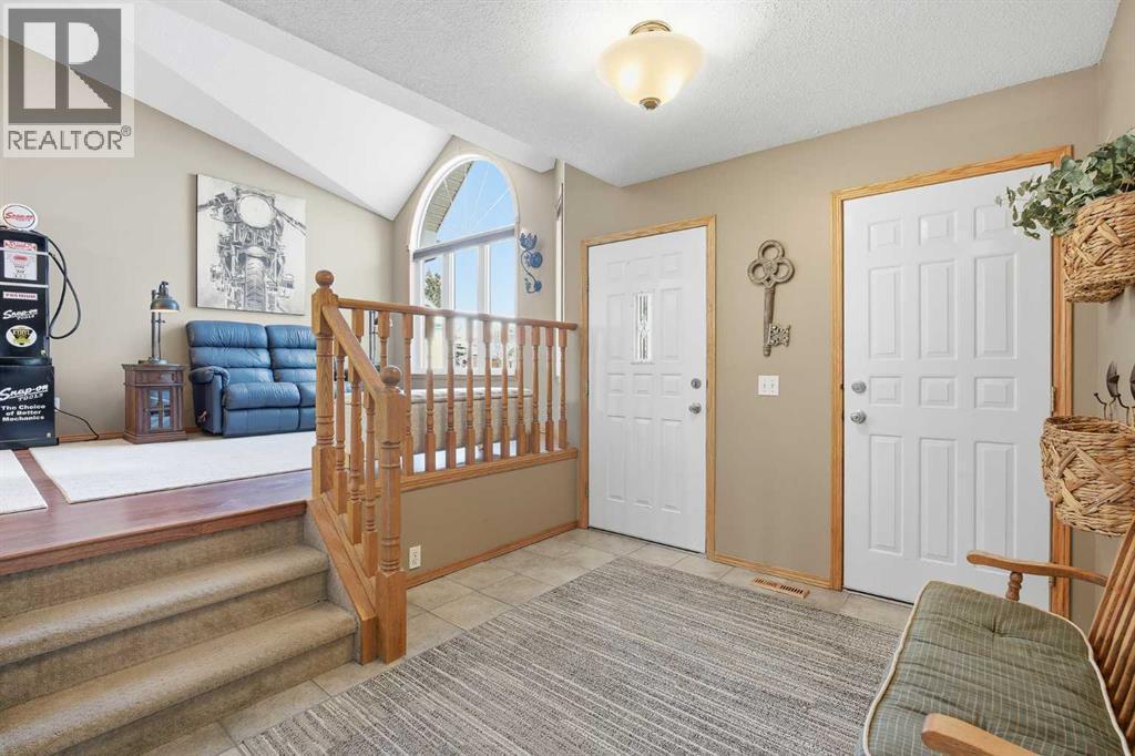 940 Citadel Drive Nw, Calgary, AB - Indoor Photo Showing Other Room
