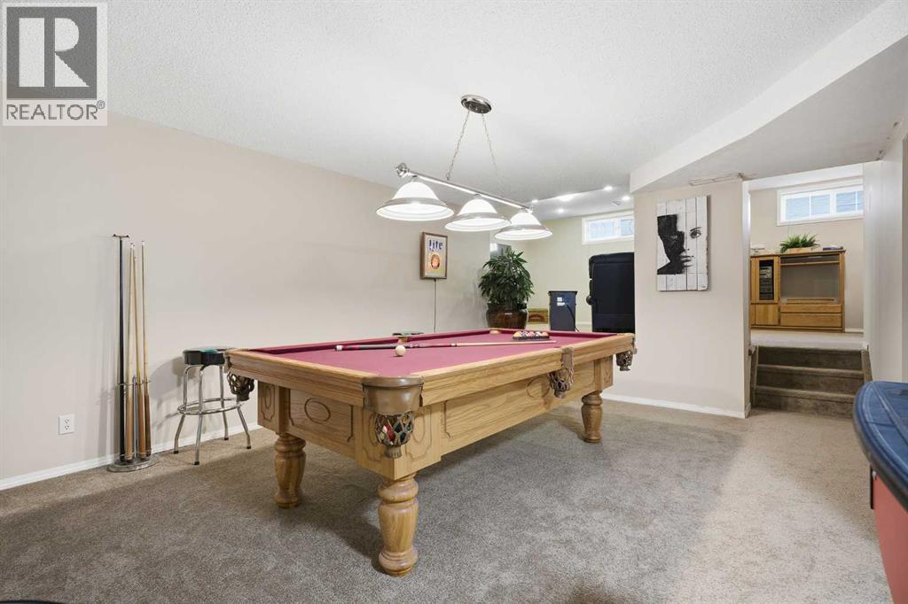 940 Citadel Drive Nw, Calgary, AB - Indoor Photo Showing Other Room
