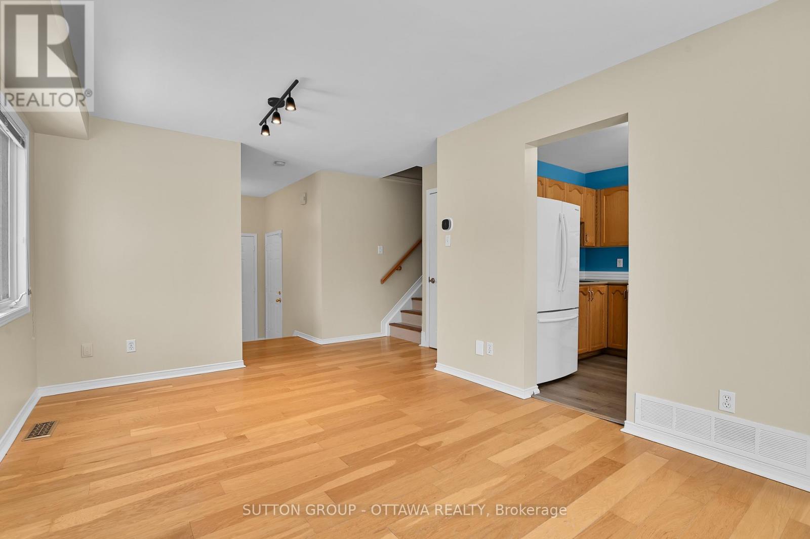 107 Jackman Terrace, Ottawa, ON - Indoor Photo Showing Other Room