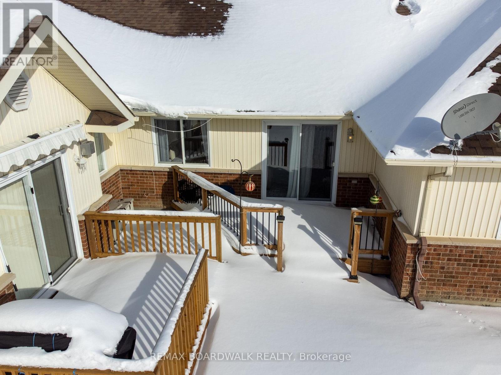 206 Oak Leaf Private, Ottawa, ON - Outdoor