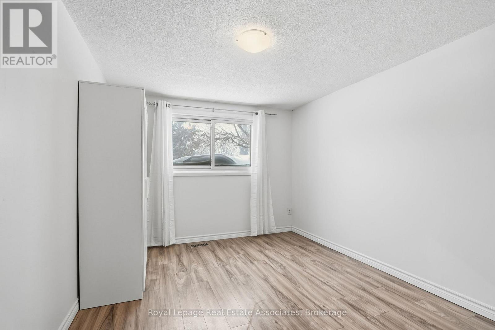 66A - 1460 Garth Street, Hamilton, ON - Indoor Photo Showing Other Room