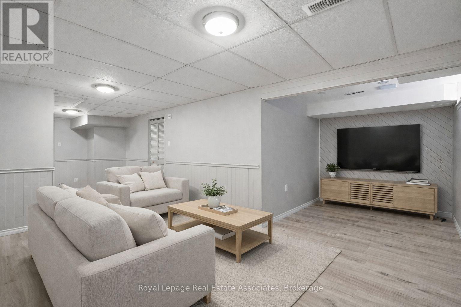 Virtually staged - 66A - 1460 Garth Street, Hamilton, ON - Indoor