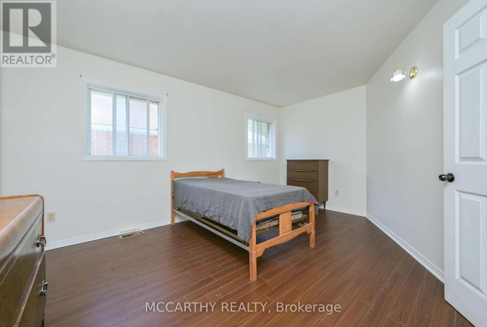 large Primary with two windows - 28 Wilson Crescent, Southgate, ON - Indoor Photo Showing Bedroom