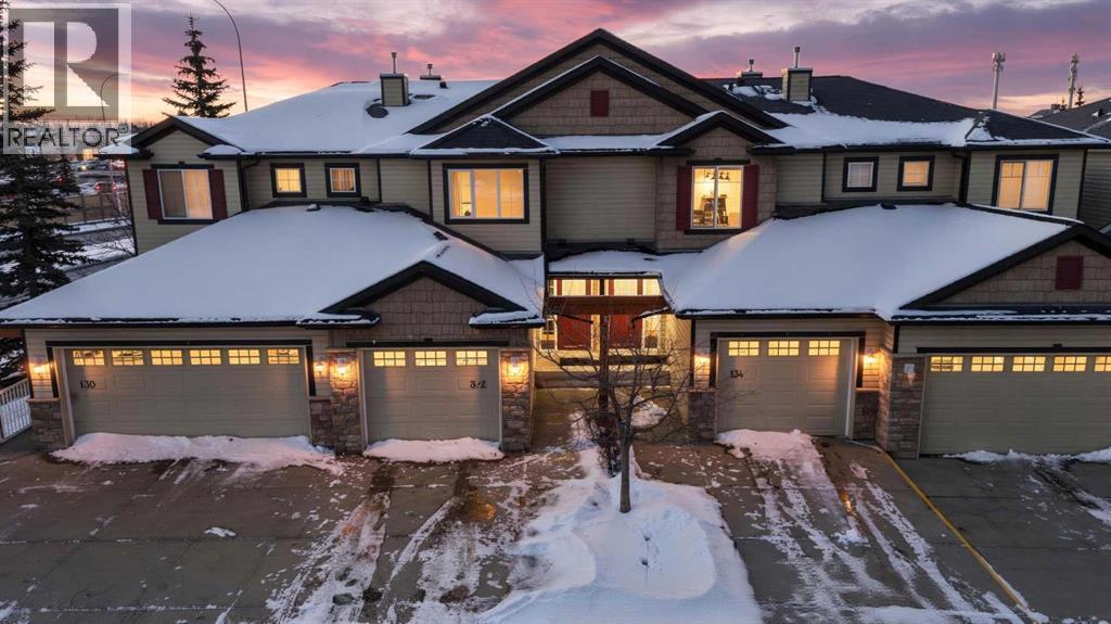 132 Royal Birch Mount Nw, Calgary, AB - Outdoor With Facade
