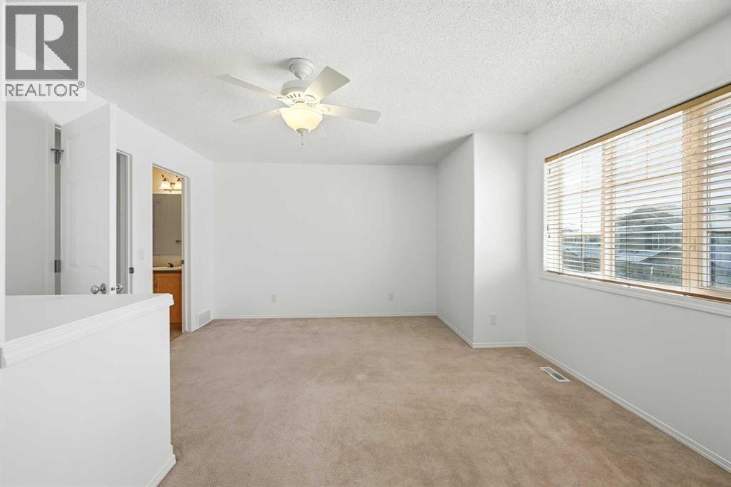 132 Royal Birch Mount Nw, Calgary, AB - Indoor Photo Showing Other Room