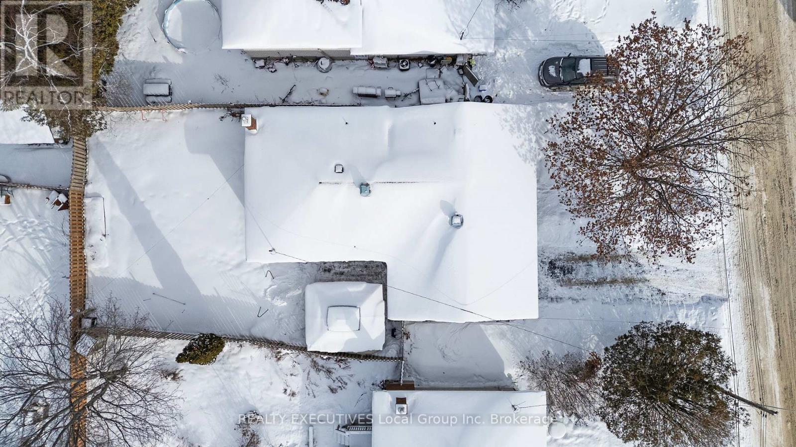 10 Manitou Street, North Bay (Ferris), ON - Outdoor