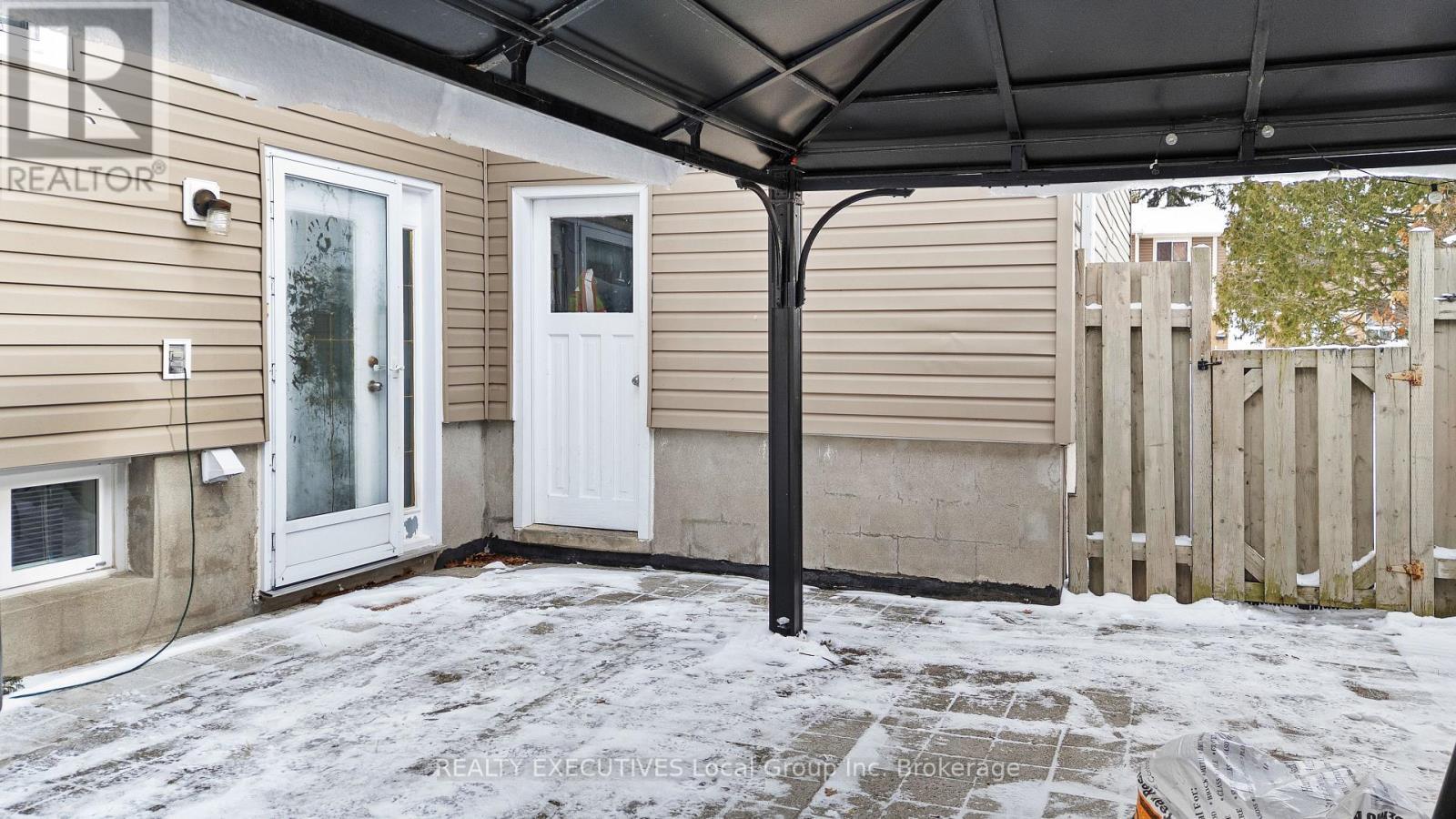 10 Manitou Street, North Bay (Ferris), ON - Outdoor With Exterior