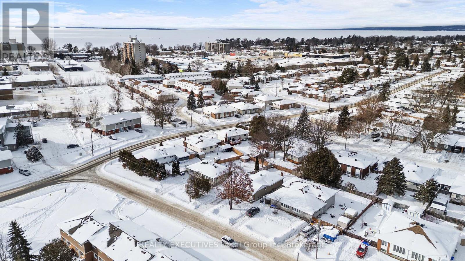 10 Manitou Street, North Bay (Ferris), ON - Outdoor With Body Of Water With View