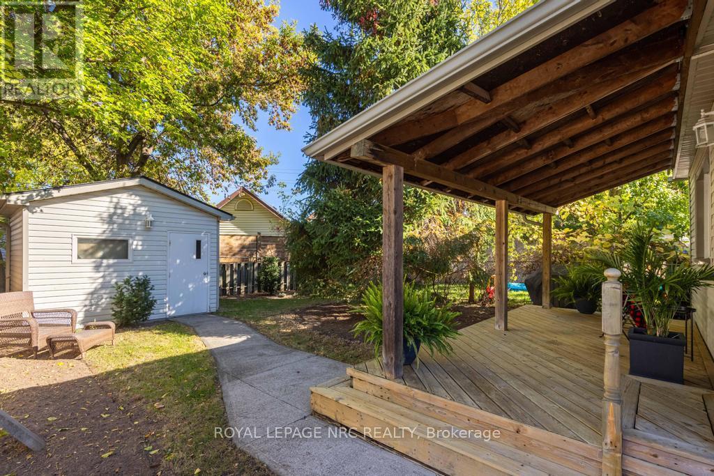 23 Trapnell Street, St. Catharines (E. Chester), ON - Outdoor With Deck Patio Veranda