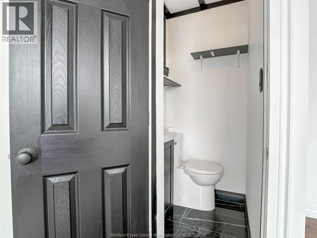 1041 Ottawa, Windsor, ON