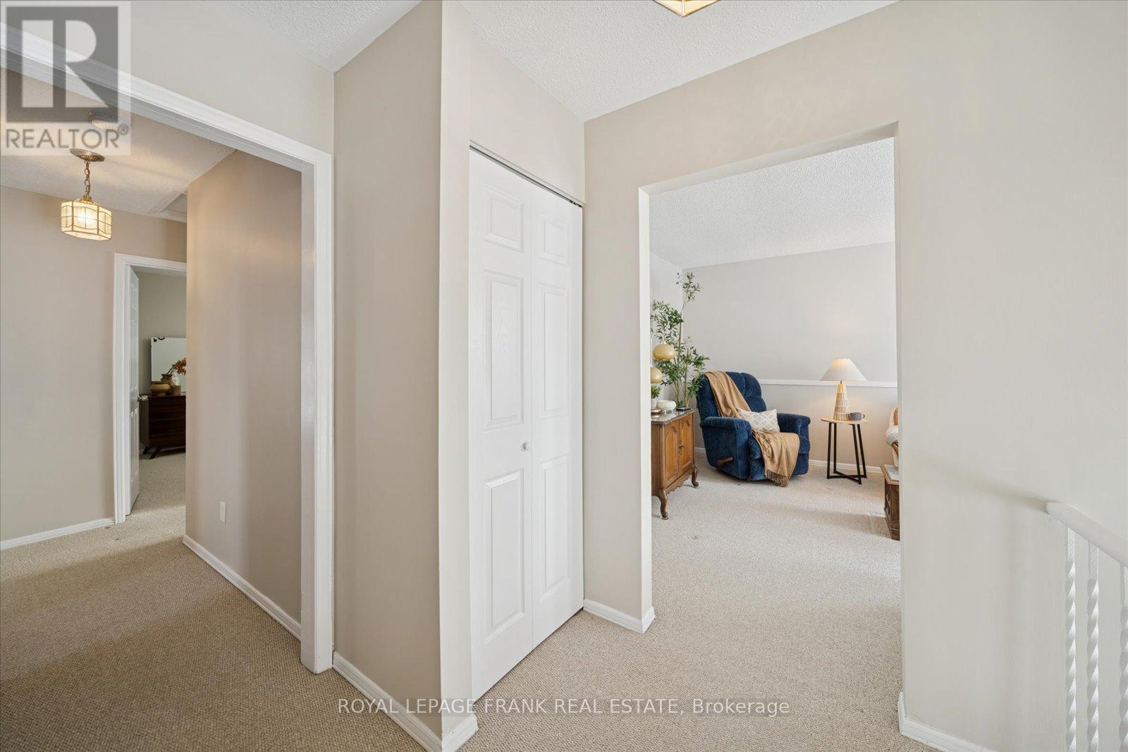 581 Grandview Street S, Oshawa (Donevan), ON - Indoor Photo Showing Other Room