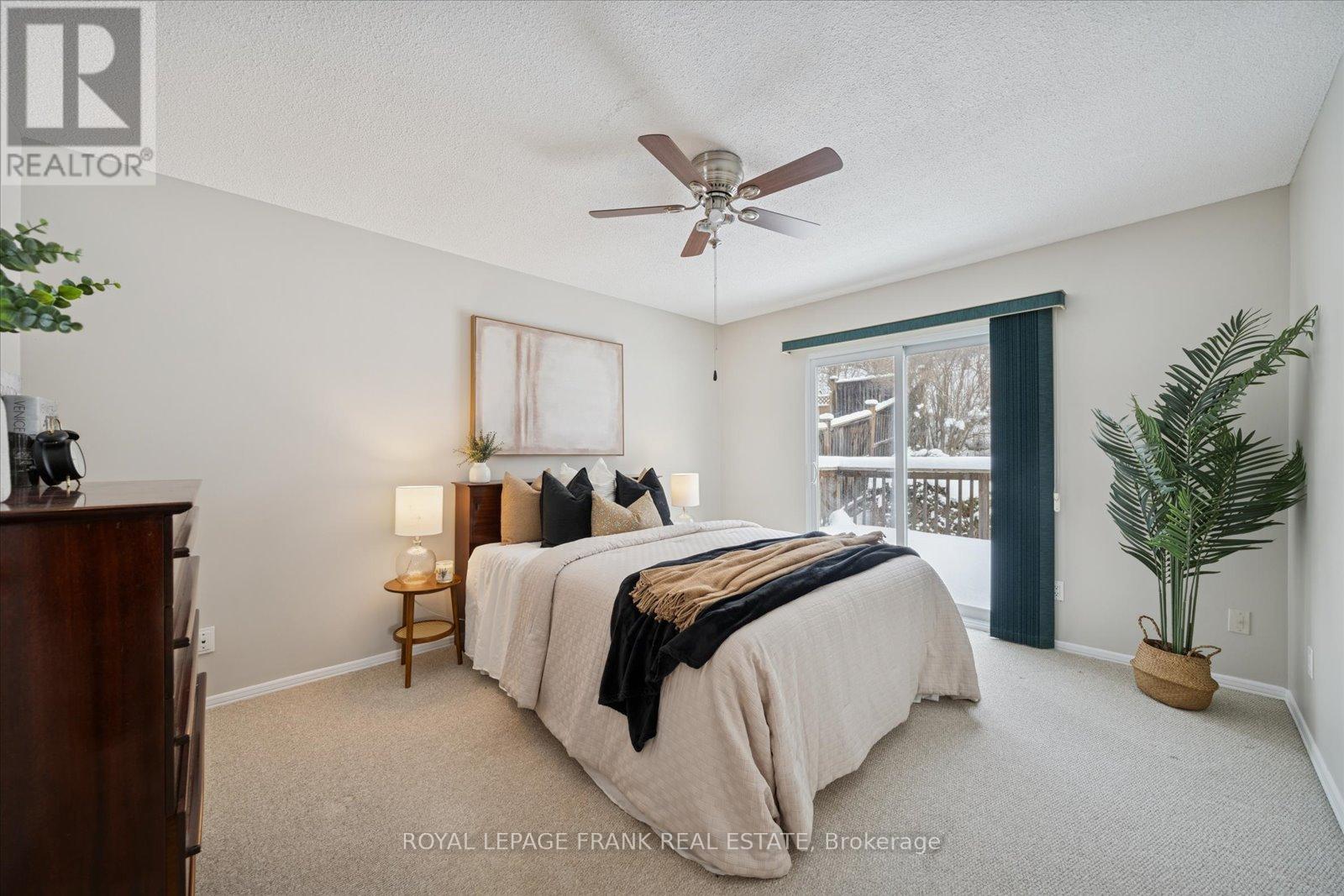 581 Grandview Street S, Oshawa (Donevan), ON - Indoor Photo Showing Bedroom