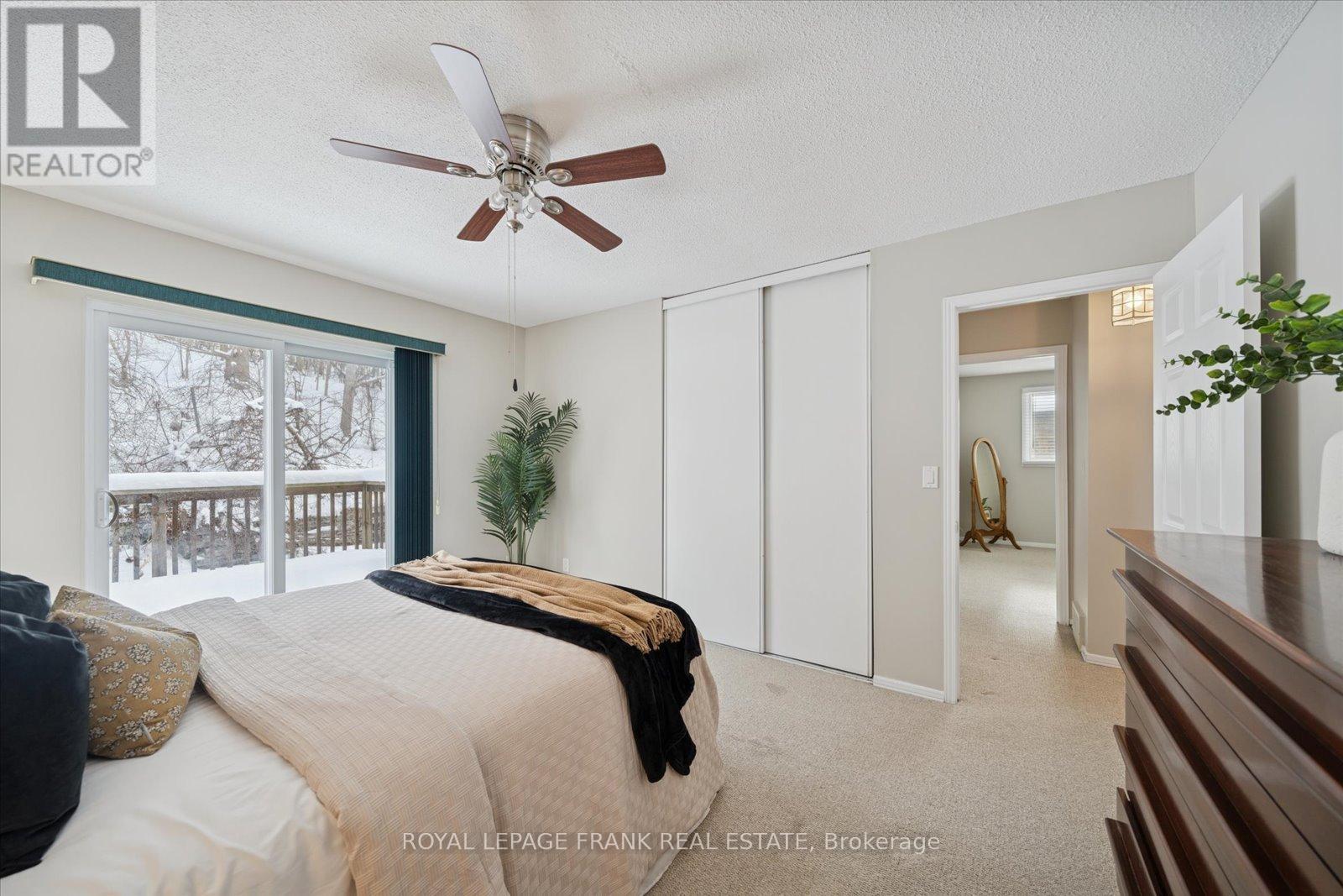 581 Grandview Street S, Oshawa (Donevan), ON - Indoor Photo Showing Bedroom