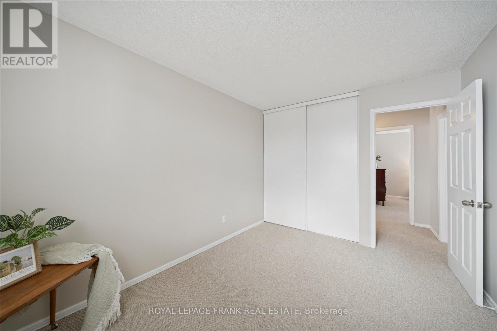 581 Grandview Street S, Oshawa (Donevan), ON - Indoor Photo Showing Other Room