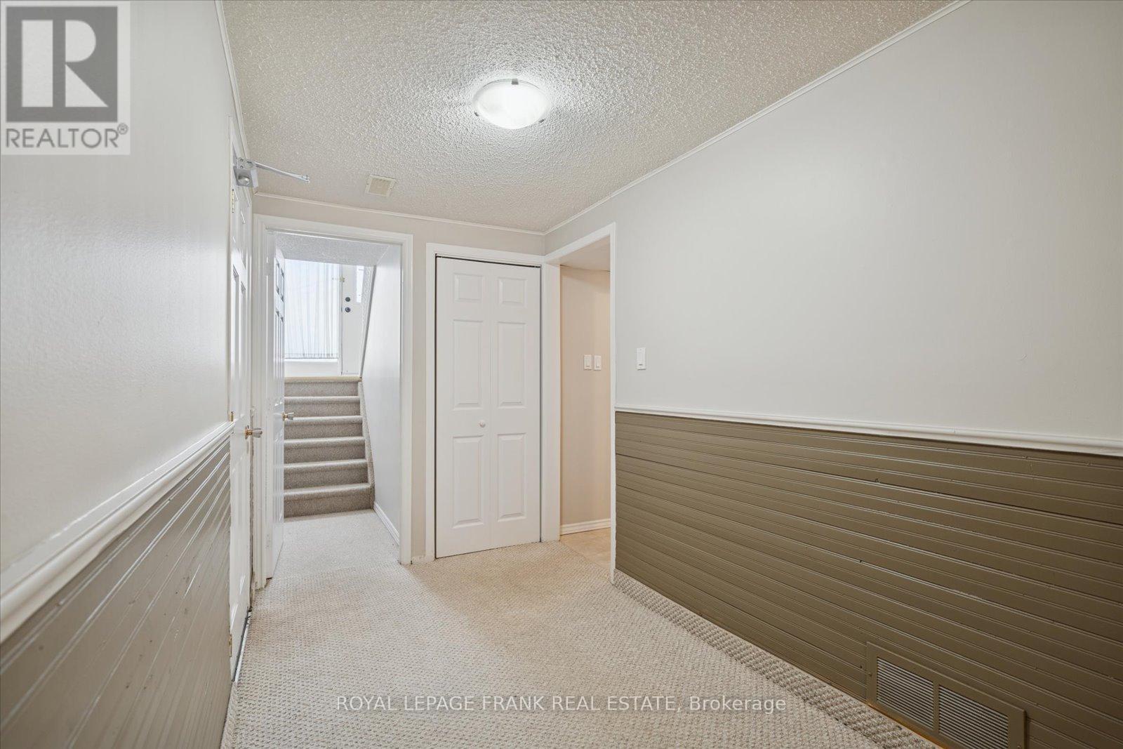 581 Grandview Street S, Oshawa (Donevan), ON - Indoor Photo Showing Other Room