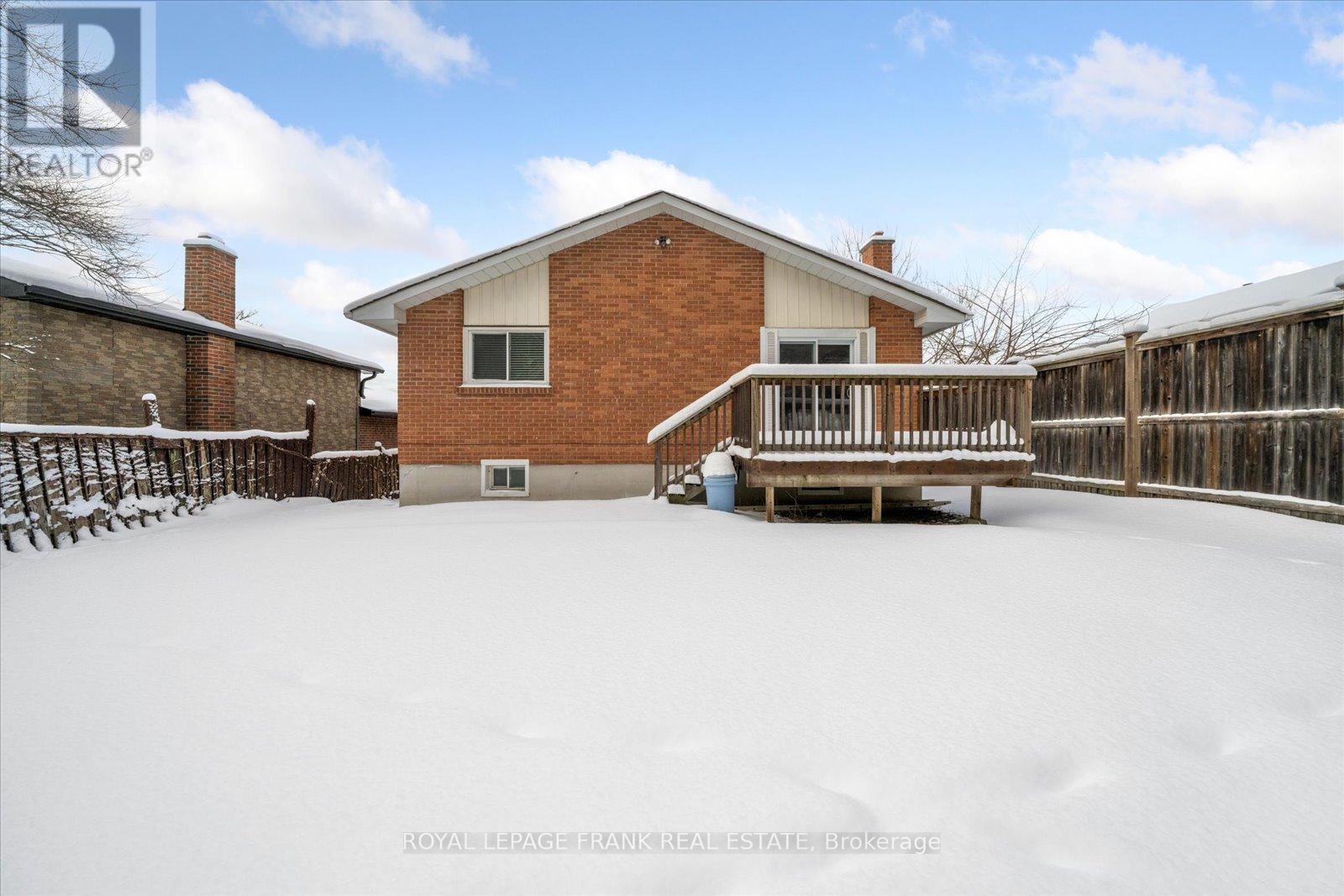 581 Grandview Street S, Oshawa (Donevan), ON - Outdoor With Exterior